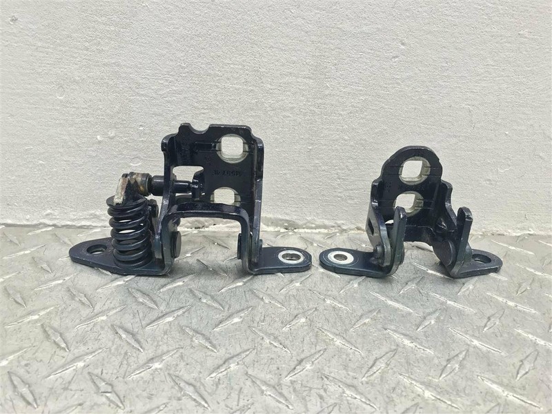 2013 DODGE AVENGER PASSENGER REAR DOOR HINGES PAIR OEM 5074256AB