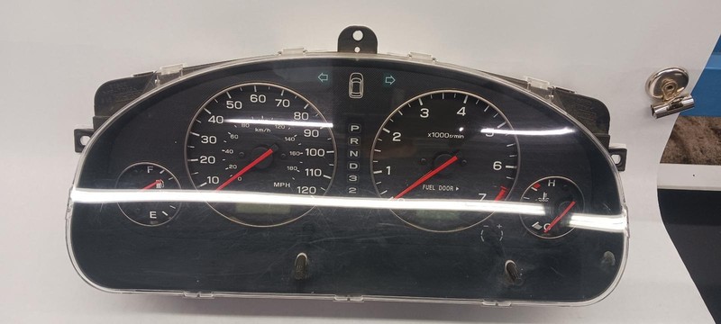 2003 SUBARU LEGACY Speedometer cluster 3.0L 76k miles OEM 03