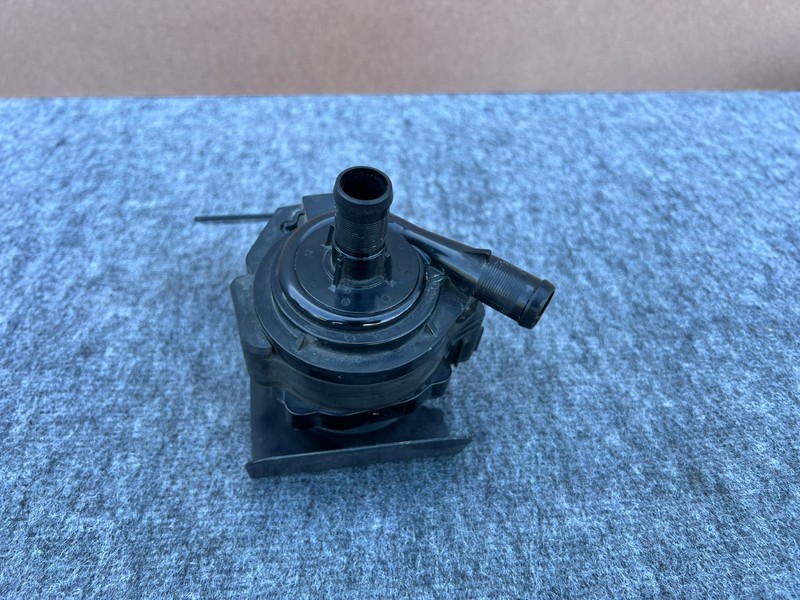 INFINITI Q50 Q60 2016-2024 OEM ENGINE MOTOR AUXILIARY COOLANT WATER PUMP 3.0T