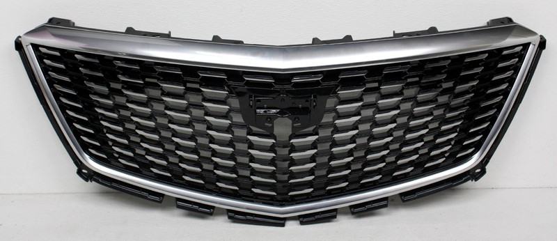 OEM Grille For Cadillac XT5 Luxury, Premium Luxury 84724564 Scratches