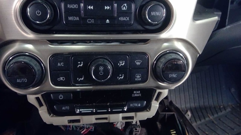 Temperature Control Dash Mounted ID 23449658 Fits 15 YUKON 3431471