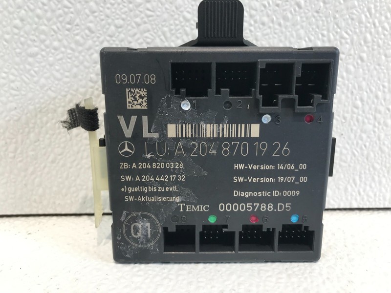 08-18 Mercedes W204 C300 C250 E400 Front Left Side Door Control Module OEM