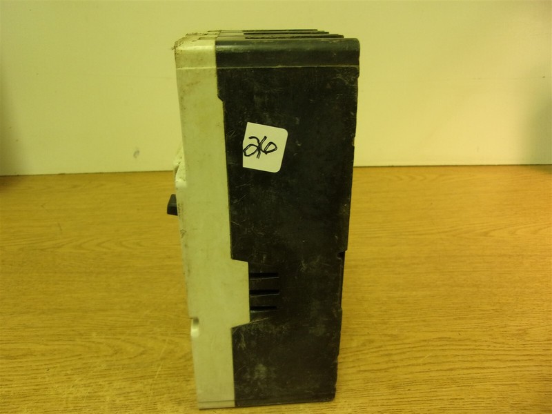 Cutler Hammer HM2P400X51WS10 400A 2-Pole 600V Circuit Breaker "26"