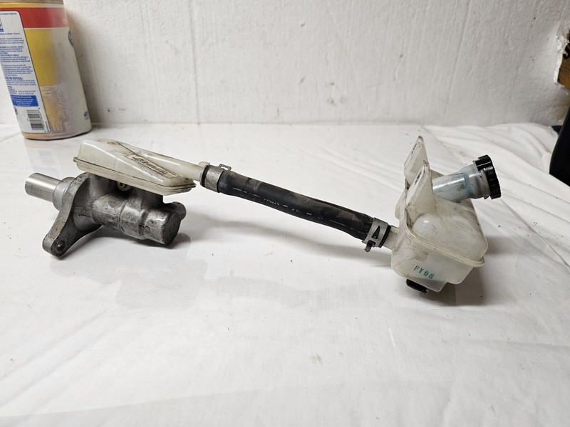Master Cylinder CHEVY CITY EXPRESS 15 16 17 18