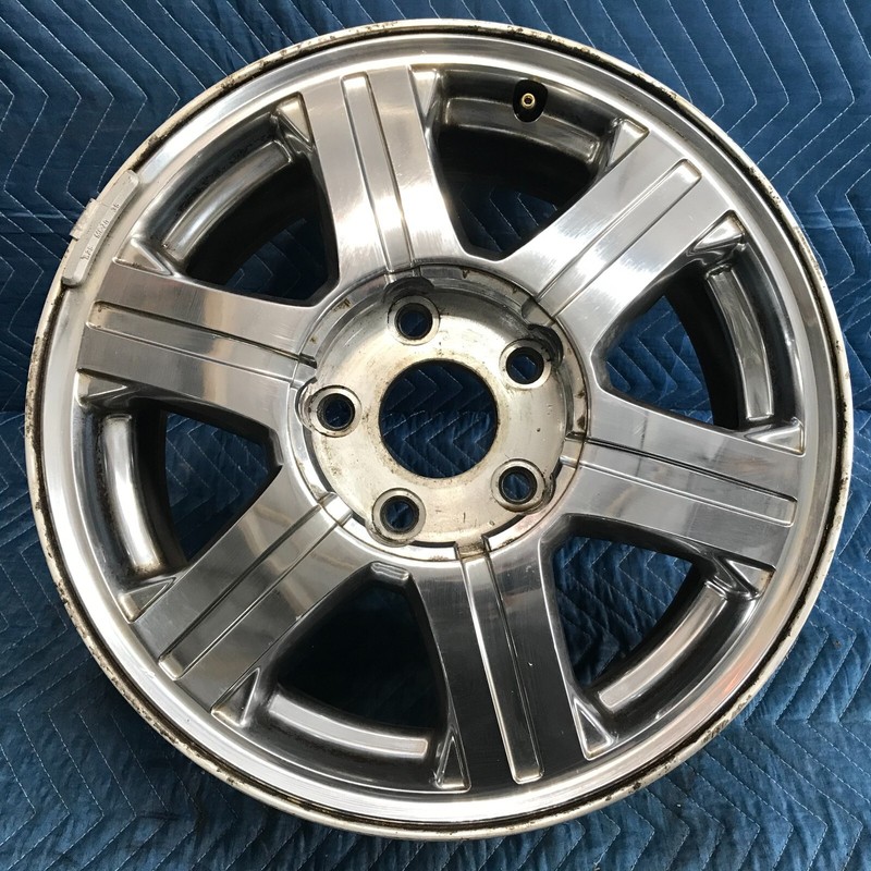 04-08 CHRYSLER PACIFICA CHROME 17x7.5 INCH RIM WHEEL OEM 04743712AA