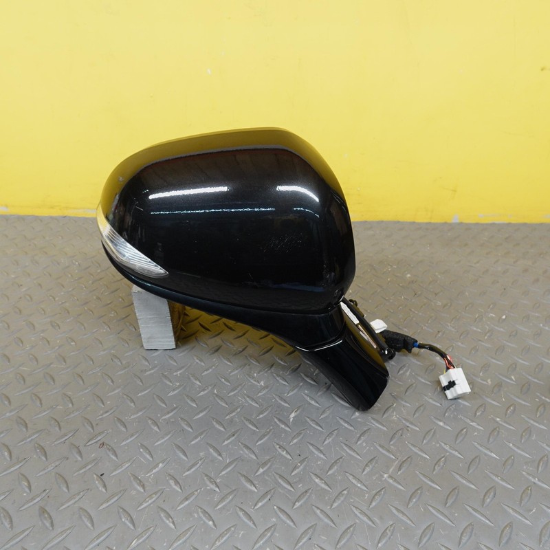2021-2023 HYUNDAI SANTA FE RIGHT SIDE DOOR MIRROR WITH SIGNAL BLIND SPOT OEM