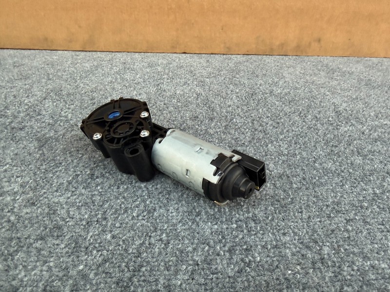 GENESIS GV70 2022-2026 OEM FRONT LEFT DRIVER SEAT RECLINER TILT ADJUSTMENT MOTOR