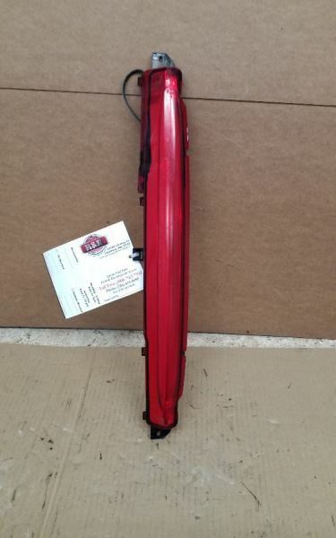 AVALNCH15 2003 High Mounted Stop Light 224931
