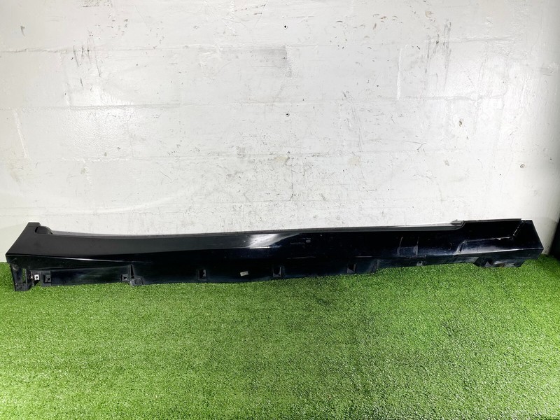 14-18 INFINITI Q50 RIGHT RH PASS SIDE LOWER SKIRT ROCKER PANEL MOLDING BLACK OEM