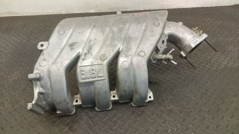 2000 Chrysler Town & Country 3.8L Intake Manifold 6-230 OEM 05003882AB