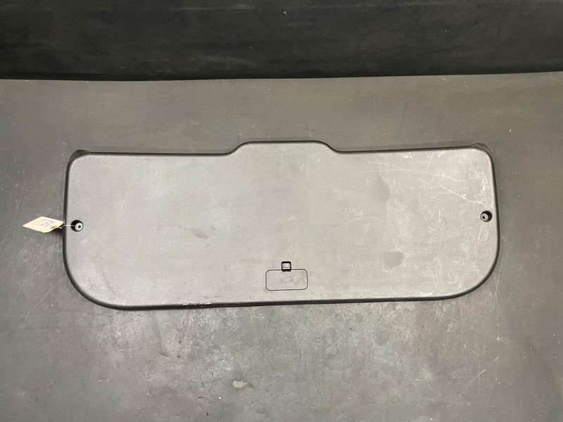 Rear Tailgate Lower Trim Panel 2017 Kia Soul 81751-B2000 2014 2015 2016 - 2019 X
