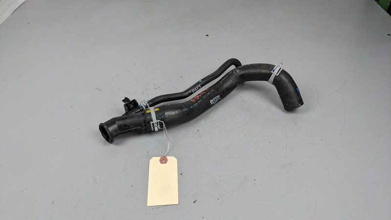 Radiator Coolant Upper Hose w/ Connector 2022 Mazda 3 PAF3-15-1JXA 2019 - 2023