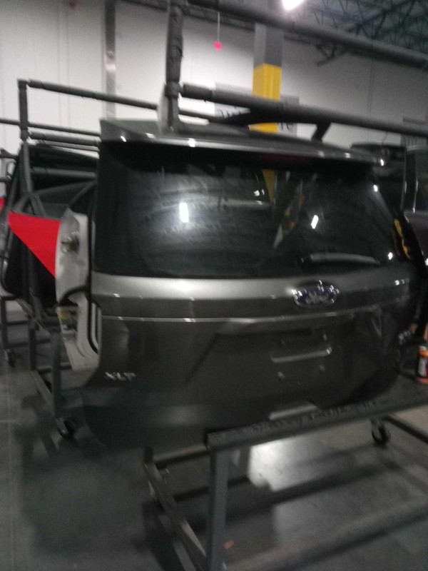 2017 Ford Explorer OEM Used Grey Deck Lid Trunk Lid 4DR SUV BB5Z17508B