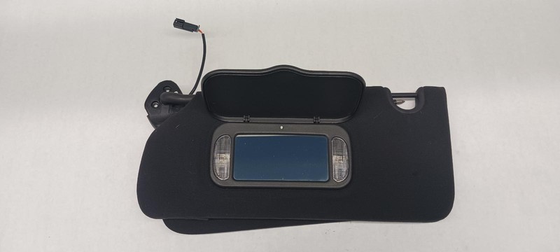 06-'07 CADILLAC DTS left driver Sun visor black OEM