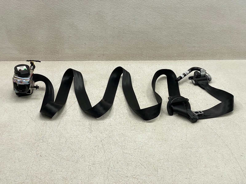 2017-2020 JAGUAR F-PACE FRONT RIGHT PASSENGER SIDE SEATBELT RETRACTOR OEM LOT791