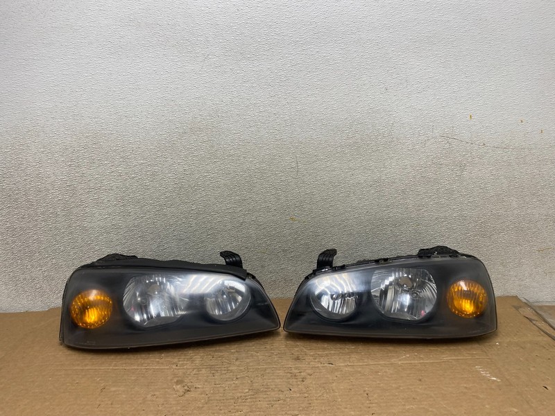 2004 2005 2006 Hyundai Elantra Left+Right Set Halogen Headlights Z2876 DW
