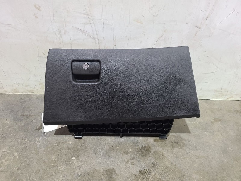 CAMARO2011 Glove Box 579663