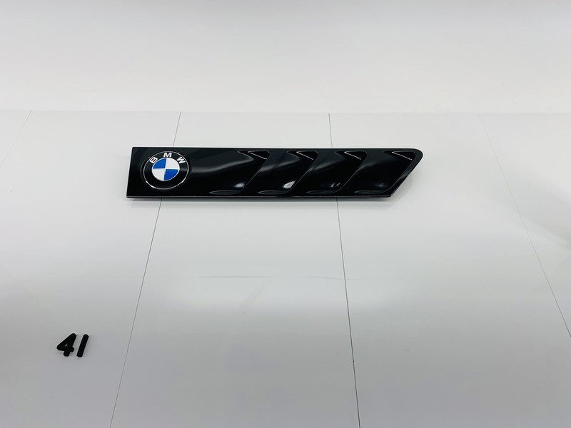 96-02 BMW Z3 ROADSTER FRONT RIGHT PASSENGER SIDE FENDER MOLDING GRILLE OEM