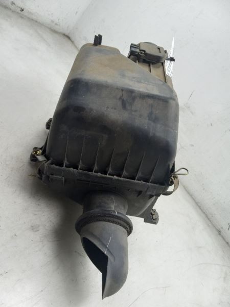 01-04 TOYOTA SEQUOIA LIMITED 4.7L V8 AIR CLEANER BOX