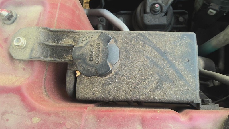 Coolant Recovery Bottle HYUNDAI SANTA FE 10 11 12