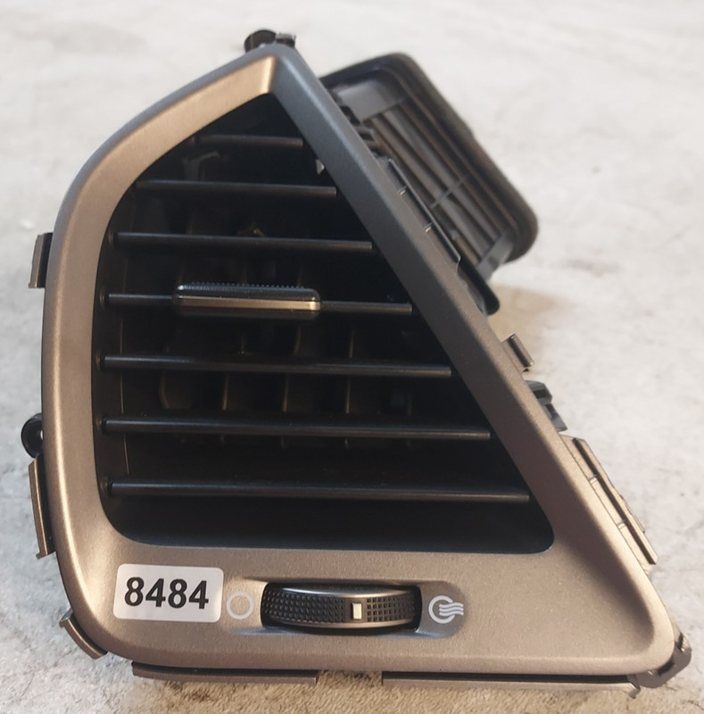 2013-2018 USA Hyundai Santa Fe Sport 2.0L LH Left Dash Air Vent 974054Z100 OEM