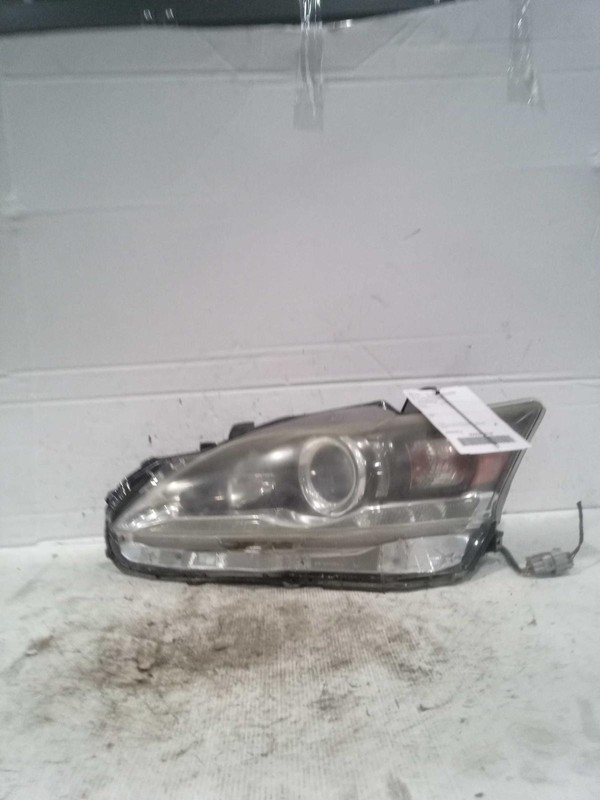2013 LEXUS CT200H Left Headlight Assembly RED 67000 Miles OEM Replacement