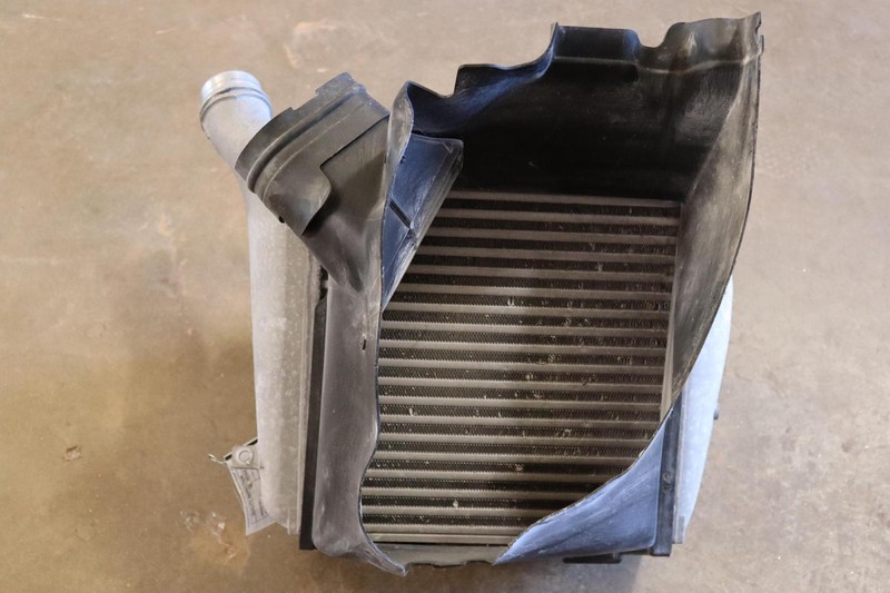 2010-2016 PORSCHE PANAMERA 4.8L RIGHT PASSENGER TURBO INTERCOOLER OEM