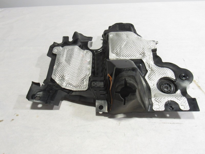 19-23 Mercedes A35 V177 2021 Left Engine Bay Partition Panel Heat Shield :A