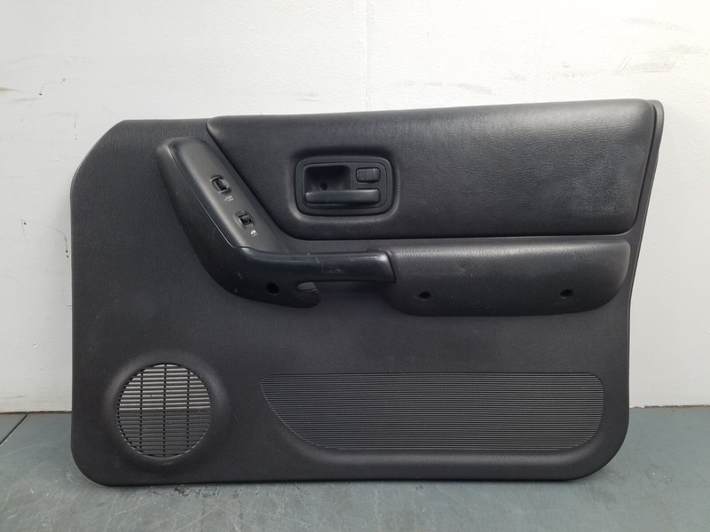 2000 Jeep Cherokee Classic XJ 4.0L 4x4 Right Front Passenger Door Panel #5476 V7