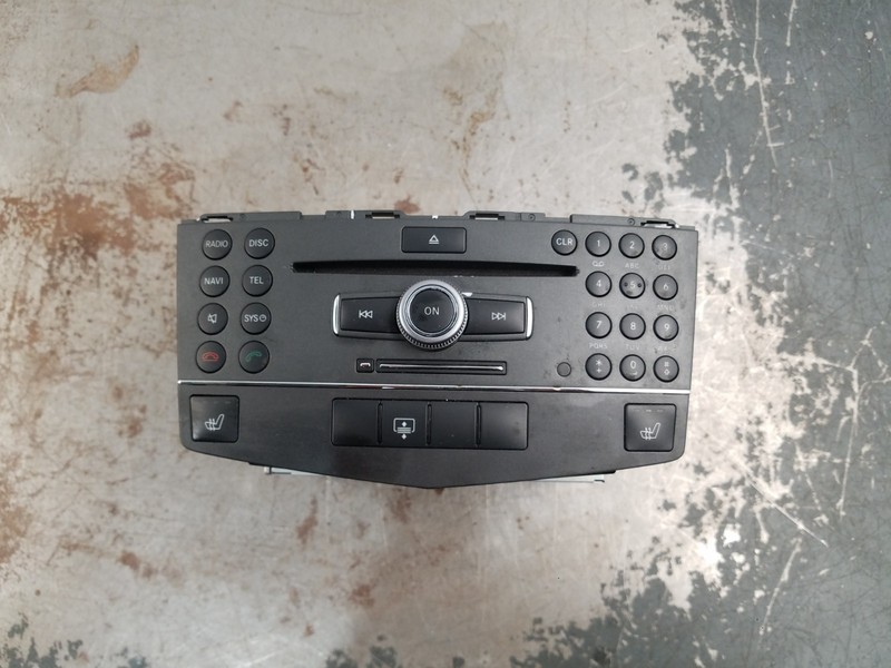 2010 Mercedes Benz AMG C 63 Navigation Command Radio Head Unit #8001 Q6