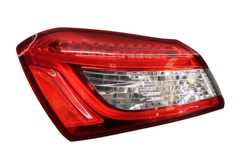 14-20 Maserati Ghibli Rear Left Side Outer Tail Light Tail Lamp Oem *Damaged*