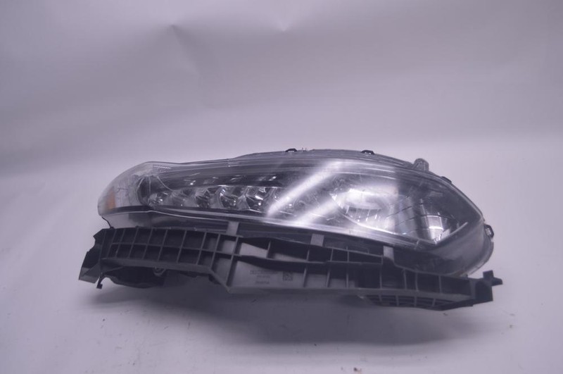 2018-2020 HONDA ACCORD FRONT RIGHT PASSENGER SIDE HALOGEN HEADLIGHT OEM DAMAGED