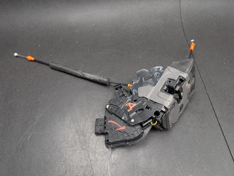 Rear Right Door Lock Latch 2018 Jaguar XE S GX73-24994-BD 2019