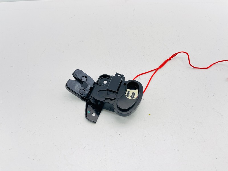 2017-2019 ALFA ROMEO GIULIA2.0L REAR TRUNK LID HATCH LOCK LATCH ACTUATOR OEM