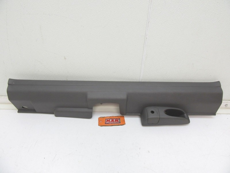 FITS LEFT FRONT CARPET TRIM FLOOR GAS TANK DOOR RELEASE COVER PANEL CAP L LH LF