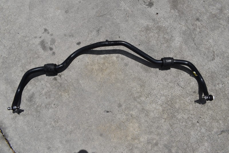 2016-2024 Chevrolet Camaro Front Stabilizer Sway Bar OEM ORIGINAL 84458202 USED