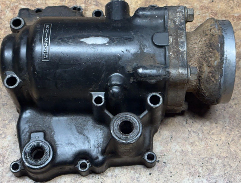 1986 Kawasaki Bayou ATV KLF 300 Rear Shaft Drive Bevel Gears Transfer KLF300 B8