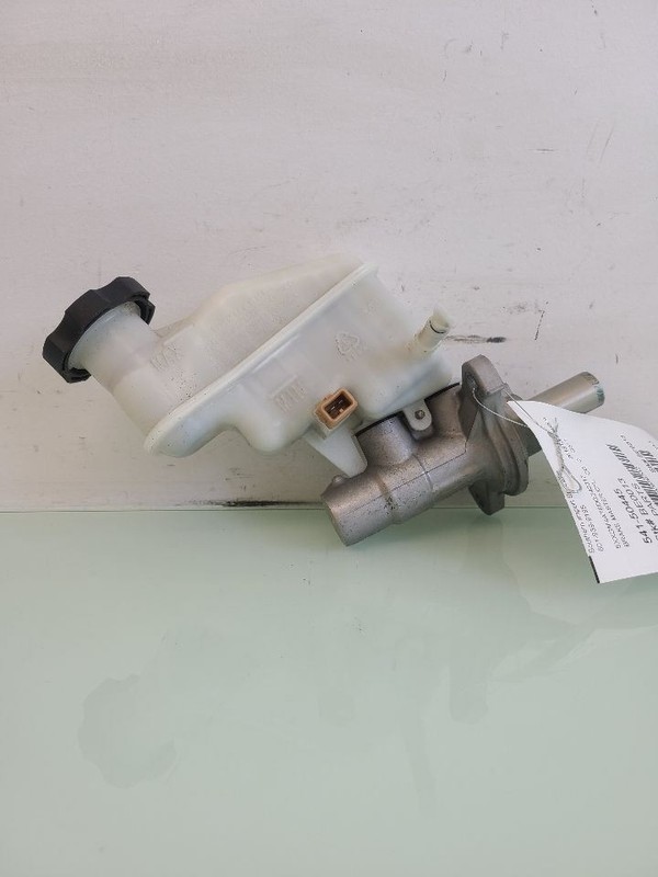 Brake Master Cylinder VIN 6 8th Digit Turbo Fits 11-15 OPTIMA 580042