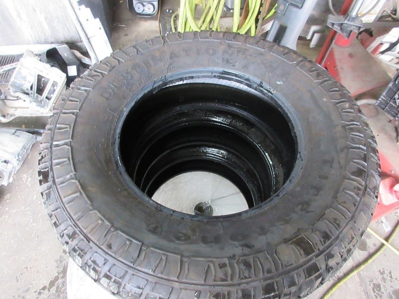 LT 255/75R17 Firestone Destination X/T - 111/108T 14/32nds