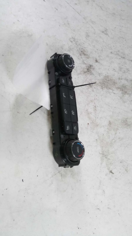 2014 GMC Sierra 1500 A/C Selector Switch OEM Grey 162K Miles NJ25-14903-390411