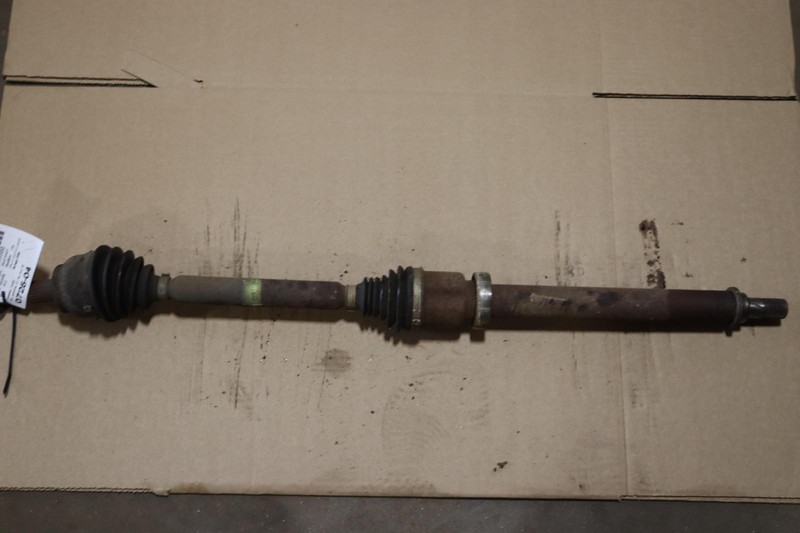 2012 FORD FOCUS SEDAN FWD A/T FRONT RIGHT SIDE AXLE SHAFT CV U JOINT OEM