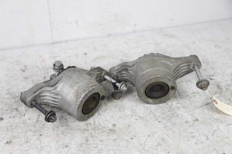 14-20 MASERATI GHIBLI 3.0L LEFT & RIGHT ENGINE MOTOR MOUNT SUPPORT BRACKET OEM