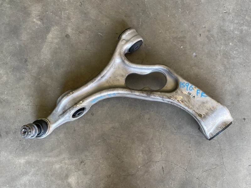 2011-2014 Porsche Cayenne S Front Right Passenger Lower Control Arm AWD 1596 OEM