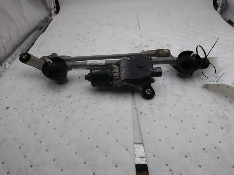 2021 Nissan Versa Wiper Motor OEM 288005EE0A Black 95K Miles