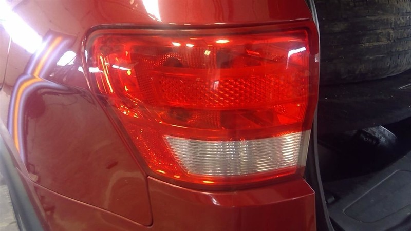 Driver Tail Light Quarter Panel Mounted Fits 11-13 GRAND CHEROKEE 3416950