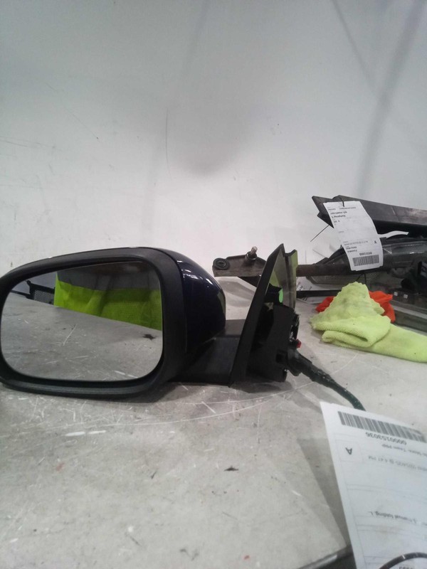 Used Left Door Mirror fits: 2014 Volvo S60 power illuminated memory manual foldi
