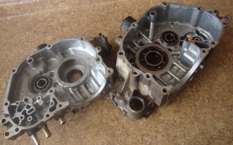 04 Polaris Sportsman 500 HO 4x4 ATV Engine Casing Crank Case Block Bottom End G7