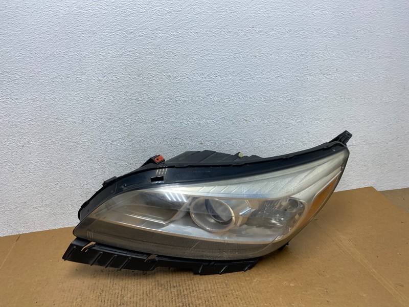2013 2014 2015 Chevrolet Malibu Headlight Projector Left Driver Side Oem AE0609