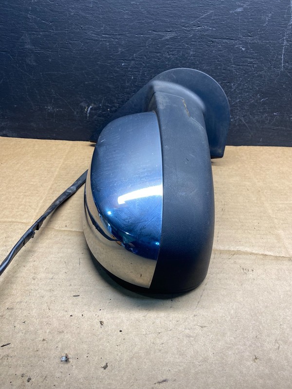 2007 to 2008 Gmc Yukon Right Passenger Turn Signal View Door Mirror ad7269 DG