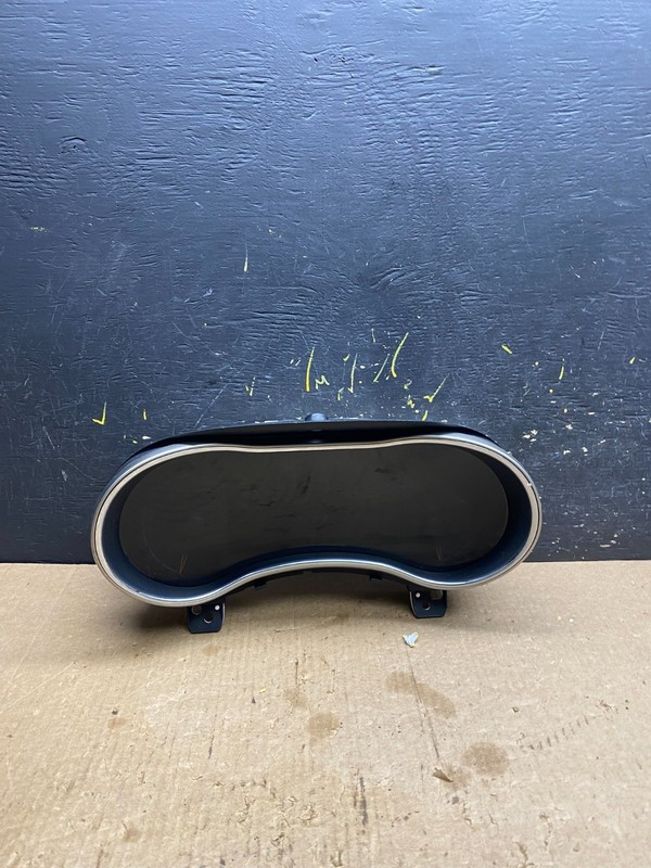 2014 Jeep Grand Cherokee Speedometer Gauge Cluster OEM Z4633 DG
